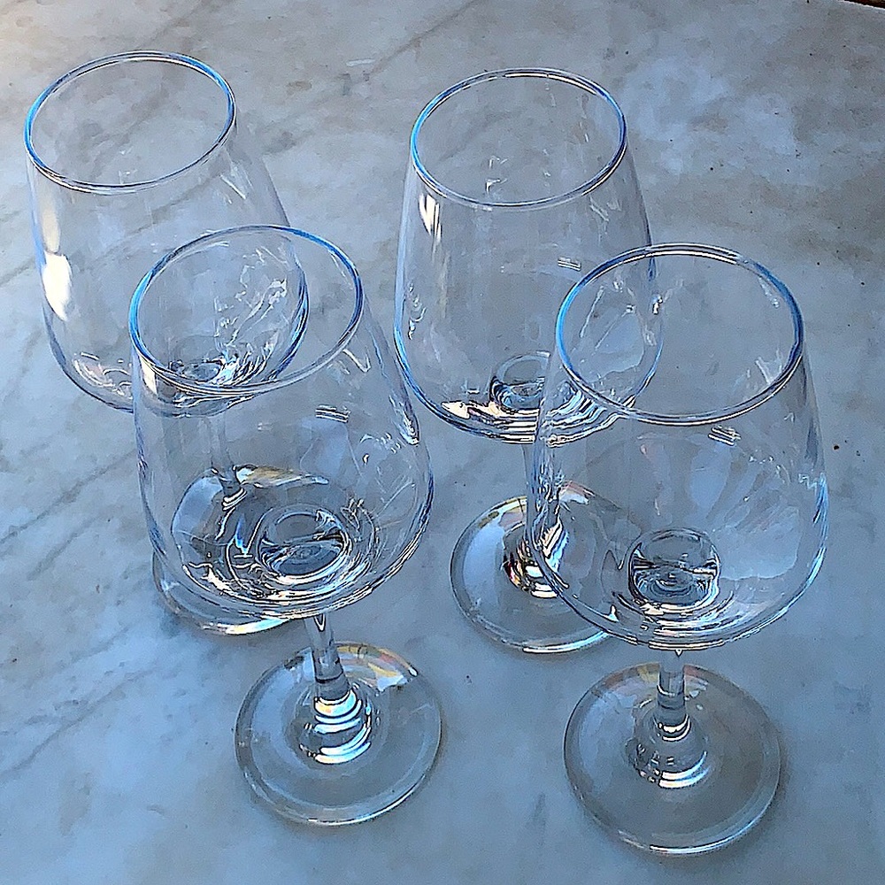 TRINA TURK SPRING GLASS WINE GOBLETS 14.75 oz SET OF 4 CLEAR GLASS